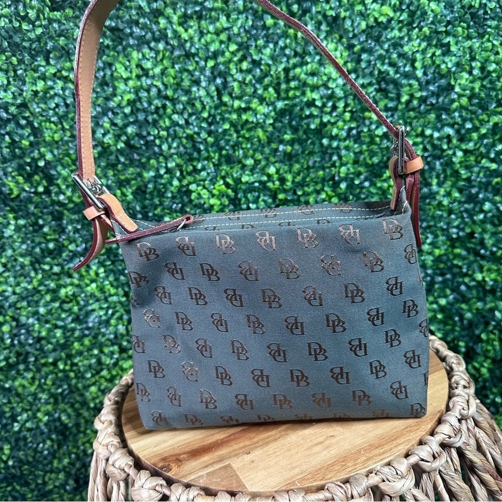 Dooney & bourke siganture canvas dark forest green small shoulder bag